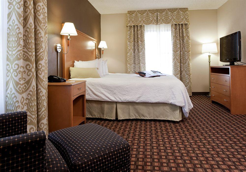 Hampton Inn & Suites Nashville-Vanderbilt-Elliston Place מראה חיצוני תמונה