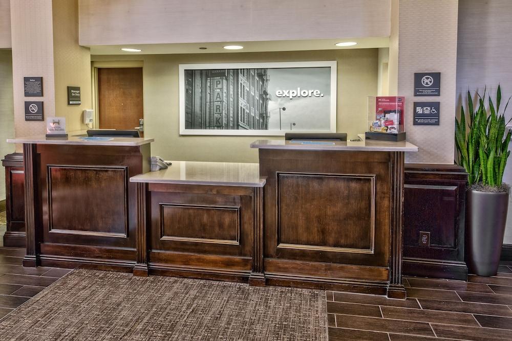 Hampton Inn & Suites Nashville-Vanderbilt-Elliston Place מראה חיצוני תמונה