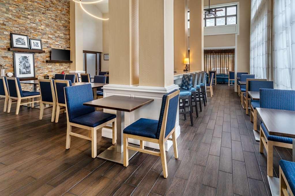 Hampton Inn & Suites Nashville-Vanderbilt-Elliston Place מסעדה תמונה